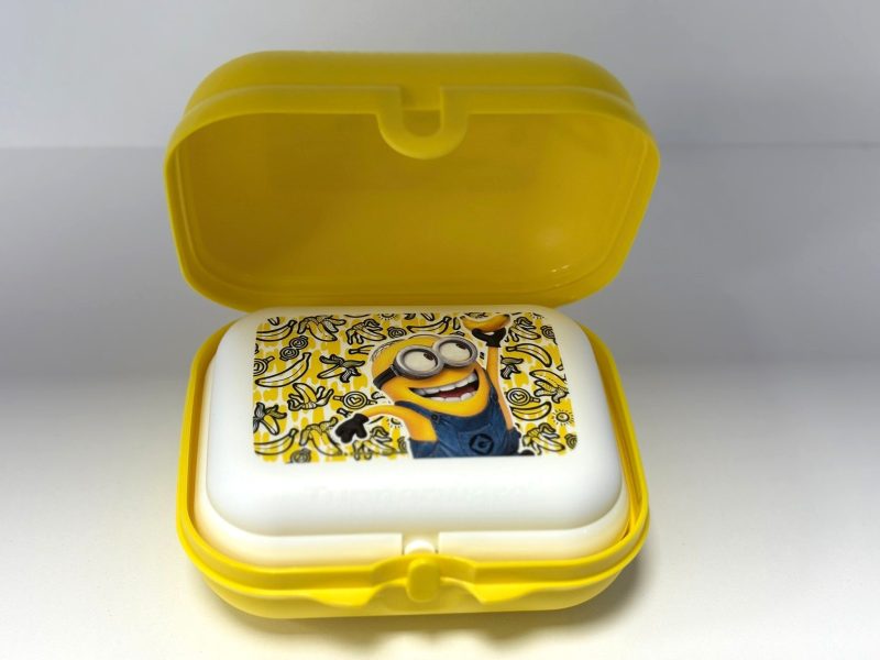Set Scoici Minion medii (2 buc) alb-galben - imagine 2
